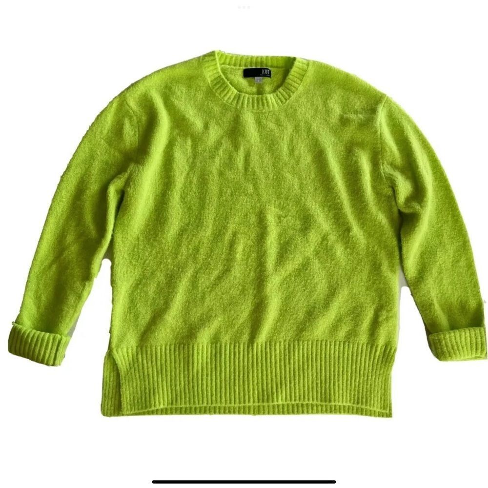 Kut From the Kluth Lime Green Pullover Sweater Solid